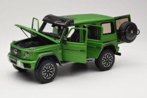 Mercedes G 63 AMG 4x4 Squared Green Hell Magno Almost Real 1:18 820821 Fém – 2. kép a 8-ből