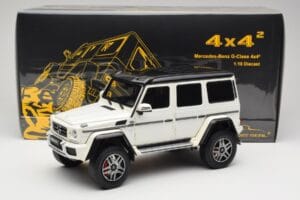 Mercedes G 63 AMG 4x4 Squared Polar White Almost Real 1:18 820203 Fém – 8. kép a 8-ből