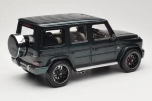 Mercedes G 63 AMG W463 Green Metallic Minichamps 1:18 110037066 Fém – 3. kép a 8-ből