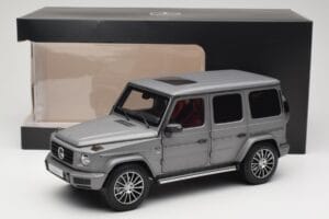 Mercedes G-Class G500 W463A Designo Platinum Magno Minichamps 1:18 B66960811 Fém – 8. kép a 8-ből