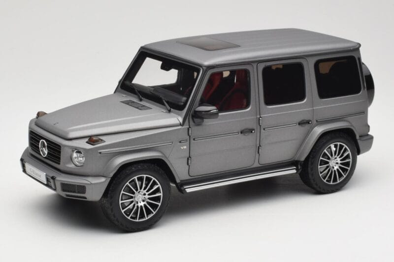 Mercedes G-Class G500 W463A Designo Platinum Magno Minichamps 1:18 B66960811 Fém