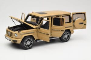 Mercedes G-Class G 500 W463A Solarbeam Yellow Metallic Minichamps 1:18 113037108 Fém – 2. kép a 8-ből