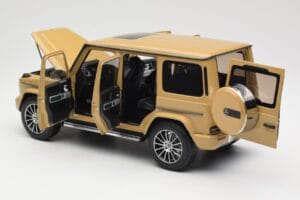 Mercedes G-Class G 500 W463A Solarbeam Yellow Metallic Minichamps 1:18 113037108 Fém – 5. kép a 8-ből