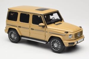 Mercedes G-Class G 500 W463A Solarbeam Yellow Metallic Minichamps 1:18 113037108 Fém – 6. kép a 8-ből