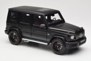 Mercedes G-Class G63 AMG W463A Matt Black Minichamps 1:18 110037064 Fém – 6. kép a 8-ből