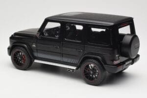 Mercedes G-Class G63 AMG W463A Matt Black Minichamps 1:18 110037064 Fém – 7. kép a 8-ből