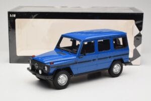Mercedes G-Class W460 LWB Sötétkék Minichamps 1:18 155038100 Fém – 6. kép a 6-ből