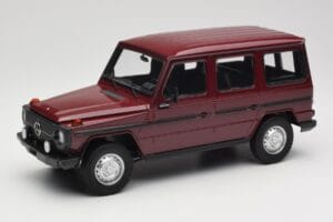 Mercedes G-Class W460 LWB Sötétpiros Minichamps 1:18 155038102 Fém