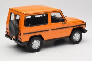 Mercedes G-Class W460 SWB Narancssárga Minichamps 1:18 155038000 Fém – 2. kép a 6-ből