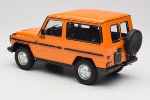 Mercedes G-Class W460 SWB Narancssárga Minichamps 1:18 155038000 Fém – 5. kép a 6-ből