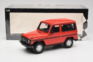 Mercedes G-Class W460 SWB Piros Minichamps 1:18 155038002 Fém – 6. kép a 6-ből
