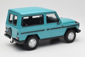 Mercedes G-Class W460 SWB Türkiz Minichamps 1:18 155038001 Fém – 2. kép a 6-ből