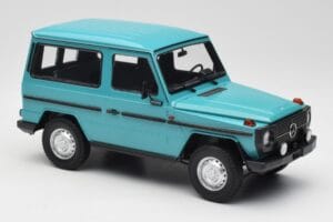 Mercedes G-Class W460 SWB Türkiz Minichamps 1:18 155038001 Fém – 4. kép a 6-ből