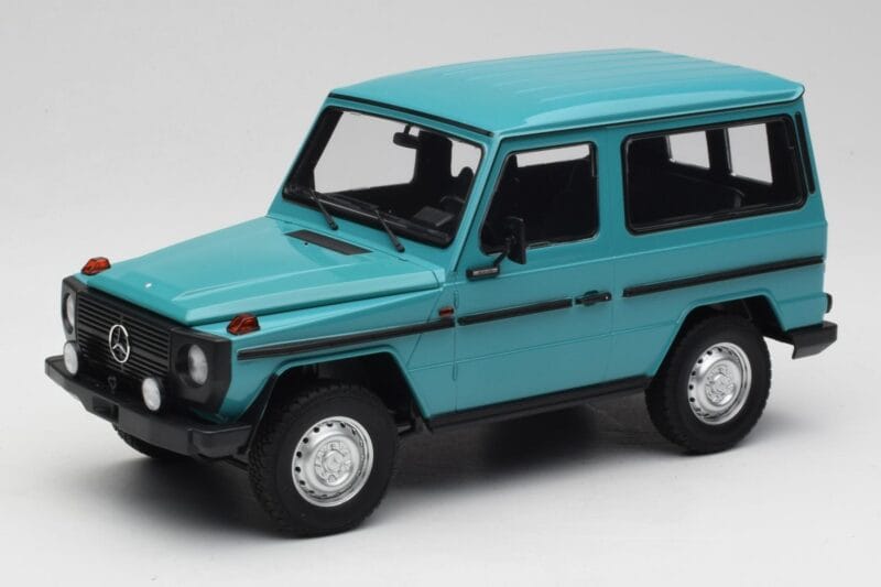 Mercedes G-Class W460 SWB Türkiz Minichamps 1:18 155038001 Fém