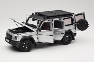 Mercedes G-Class W463 Iridium Silver Norev 1:18 183030 Fém – 2. kép a 8-ből