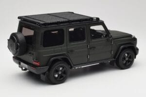 Mercedes G-Class W465 Olajzöld Norev 1:18 B66960662 Fém – 3. kép a 8-ből