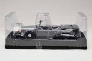 Mercedes G4 6-Wheels Fekete With Figures Signature Models 1:18 38202 Fém – 2. kép a 3-ből
