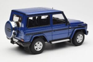 Mercedes G500 W463 SWB Kék AUTOart 1:18 76114 Fém – 3. kép a 8-ből