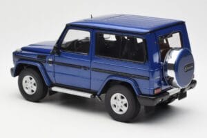 Mercedes G500 W463 SWB Kék AUTOart 1:18 76114 Fém – 7. kép a 8-ből