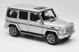 Mercedes G55 AMG W463 Ezüst AUTOart 1:18 76247 Fém – 6. kép a 8-ből