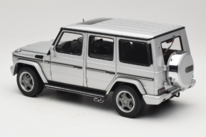 Mercedes G55 AMG W463 Ezüst AUTOart 1:18 76247 Fém – 7. kép a 8-ből