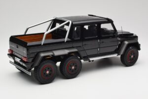 Mercedes AMG G63 W463 6x6 Gloss Fekete AUTOart 1:18 76306 Kompozit – 3. kép a 8-ből
