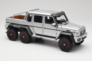 Mercedes AMG G63 W463 6x6 Iridium Ezüst AUTOart 1:18 76301 Kompozit – 6. kép a 8-ből