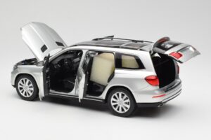 Mercedes GL-Class X166 Iridium Ezüst Metallic Norev 1:18 B66960097 Fém – 5. kép a 8-ből