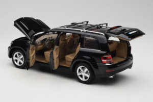 Mercedes GL X164 Obsidian Black Minichamps 1:18 B66962334 Fém – 5. kép a 8-ből