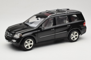 Mercedes GL X164 Period Brown Minichamps 1:18 B66962336 Fém