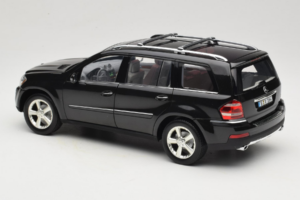 Mercedes GL X164 Period Brown Minichamps 1:18 B66962336 Fém – 7. kép a 8-ből