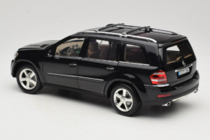 Mercedes GL X164 Tanzanite Blue Minichamps 1:18 B66962335 Fém – 7. kép a 8-ből