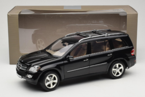 Mercedes GL X164 Tanzanite Blue Minichamps 1:18 B66962335 Fém – 8. kép a 8-ből