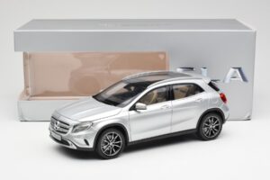 Mercedes GLA X156 Polar Ezüst Metál Norev 1:18 B66960267 Fém – 8. kép a 8-ből