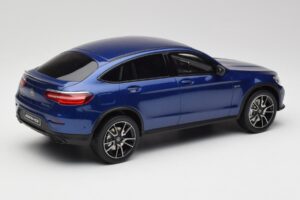 Mercedes AMG GLC 43 Coupe Brilliant Kék GT Spirit 1:18 B66960468 Gyanta – 2. kép a 6-ből