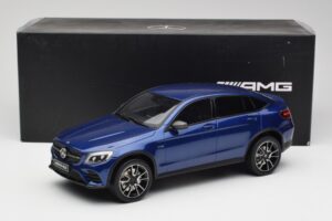 Mercedes AMG GLC 43 Coupe Brilliant Kék GT Spirit 1:18 B66960468 Gyanta – 6. kép a 6-ből