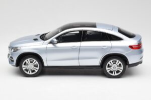 Mercedes GLE Coupe C292 Diamond Ezüst Norev 1:18 B66960358 Fém – 4. kép a 8-ből
