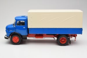 Mercedes L911 Kék Schuco 1:18 450044800 Fém – 4. kép a 8-ből