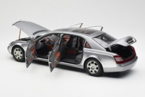 Maybach 62 LWB Himalaya Ezüst Dealer Edition AUTOart 1:18 B66962178 Fém – 5. kép a 8-ből