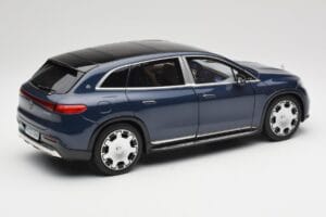 Mercedes Maybach EQS 680 V297 Sötétkék NZG 1:18 B66960593 Fém – 3. kép a 8-ből