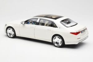Mercedes Maybach S680 4Matic X223 Diamond Fehér Norev 1:18 183918 Fém – 7. kép a 8-ből