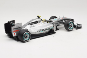 Mercedes MGP W01 #4 N. Rosberg Mercedes GP 2010 Minichamps 1:18 110100004 Fém – 2. kép a 7-ből