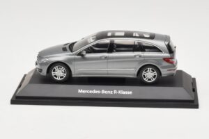 Mercedes R-Class W251 Palladium Silver Metallic Minichamps 1:43 B66960055 Fém