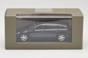 Mercedes R-Class W251 Tanzanite Blue Minichamps 1:43 B66962215 Fém – 4. kép a 4-ből
