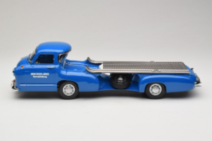 Mercedes Renntransporter Blaues Wunder iScale 1:18 118000000006-P1 Fém – 3. kép a 6-ből