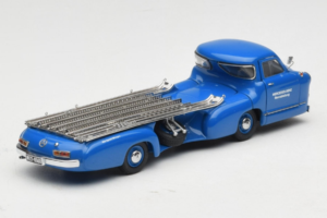 Mercedes Renntransporter Blue Wonder CMC 1:43 M-036K Fém – 3. kép a 8-ből