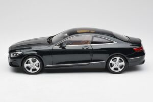 Mercedes S-Class Coupe C217 Smaragd Zöld Metallic Norev 1:18 B66961244 Fém – 4. kép a 8-ből