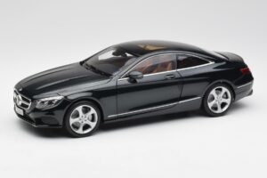 Mercedes S-Class Coupe C217 Smaragd Zöld Metallic Norev 1:18 B66961244 Fém