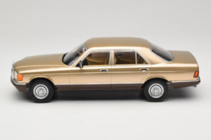 Mercedes S-Class W126 Metallic Beige MCG 1:18 MCG18548 Fém – 3. kép a 6-ből