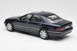 Mercedes S-Class W220 Kék Maisto 1:18 56051 Fém – 7. kép a 8-ből
